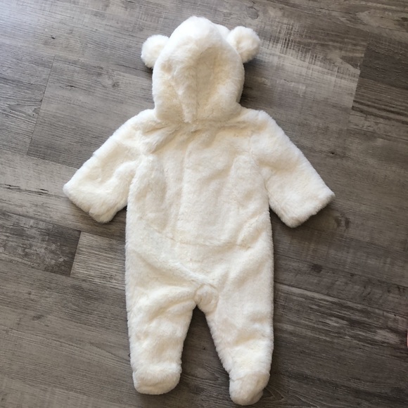 NWT Off White Janie and Jack Faux Fur Hooded Onesie - Picture 2 of 3